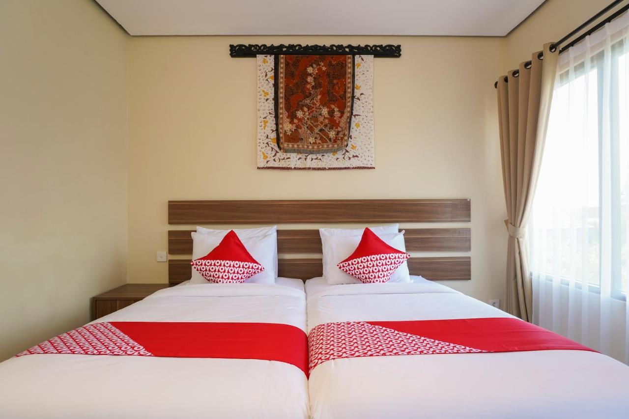 Oyo 1992 China Town Hotel Bali Kuta Lombok Zewnętrze zdjęcie