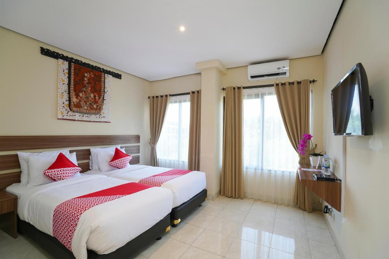 Oyo 1992 China Town Hotel Bali Kuta Lombok Zewnętrze zdjęcie